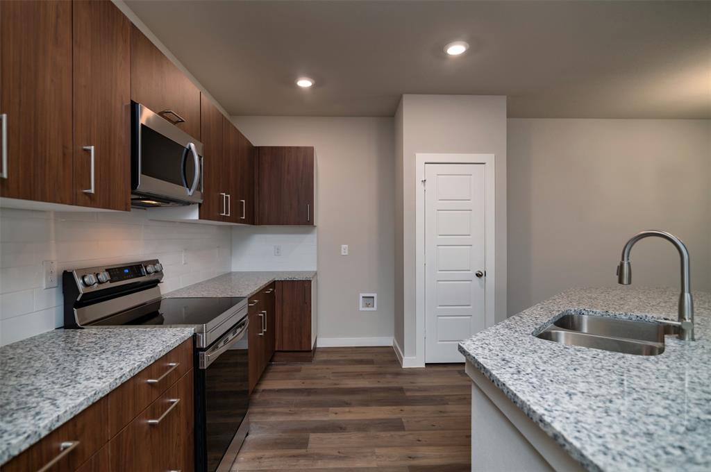 Heritage Hills Estates Phase One - Residential Lease