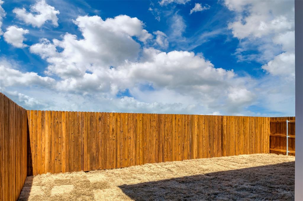 Heritage Hills Estates Phase One - Residential Lease