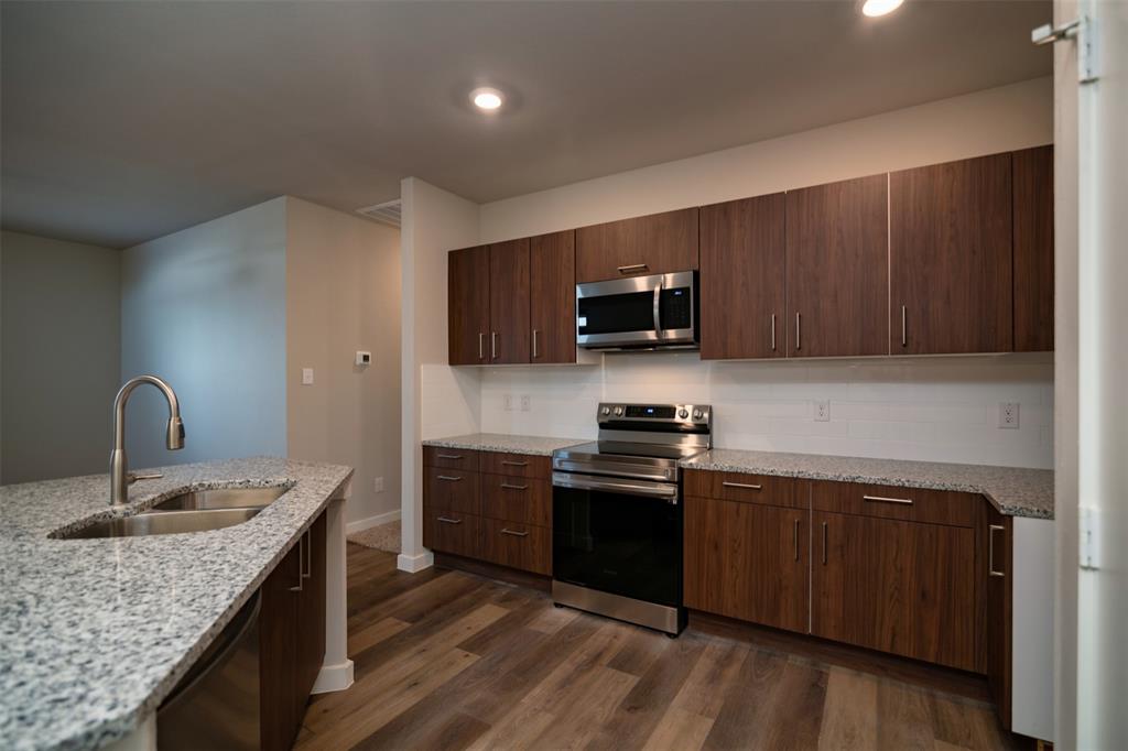 Heritage Hills Estates Phase One - Residential Lease