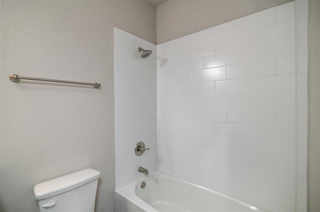 Heritage Hills Estates Phase One - Residential Lease