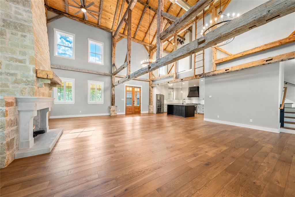 8300 Spicewood Springs