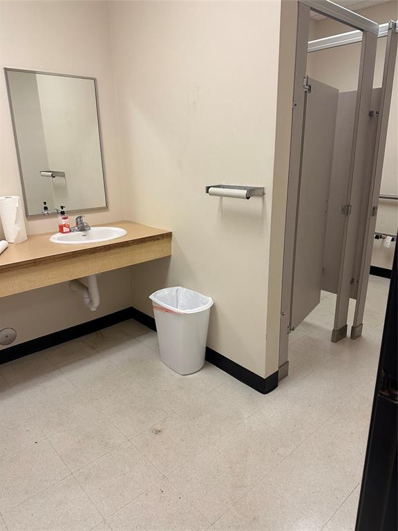 Greenwood Road Comm Sub - Commercial Sale