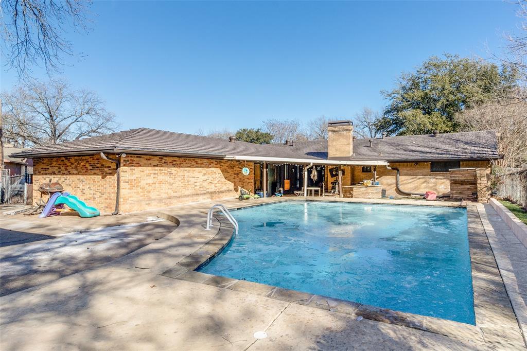 OAK PARK ESTATES - Residential