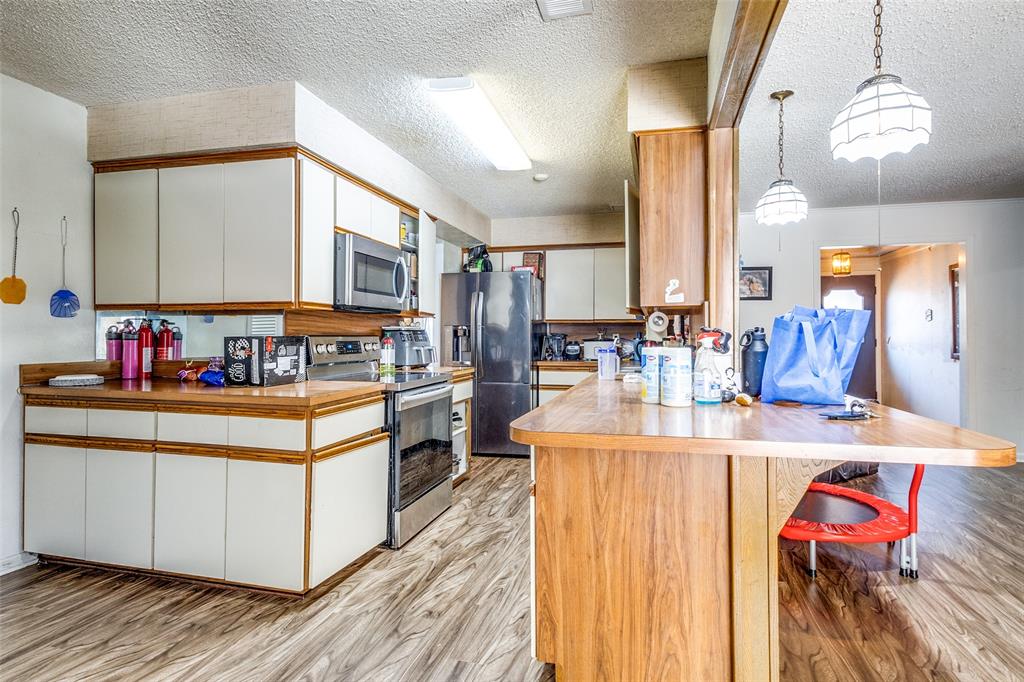 OAK PARK ESTATES - Residential