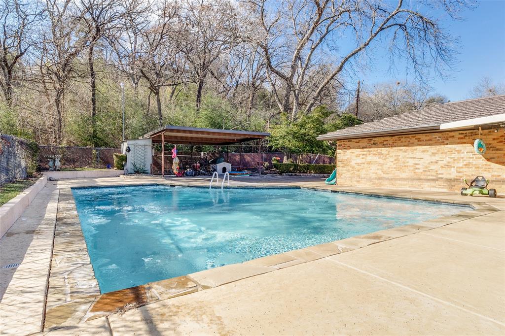 OAK PARK ESTATES - Residential