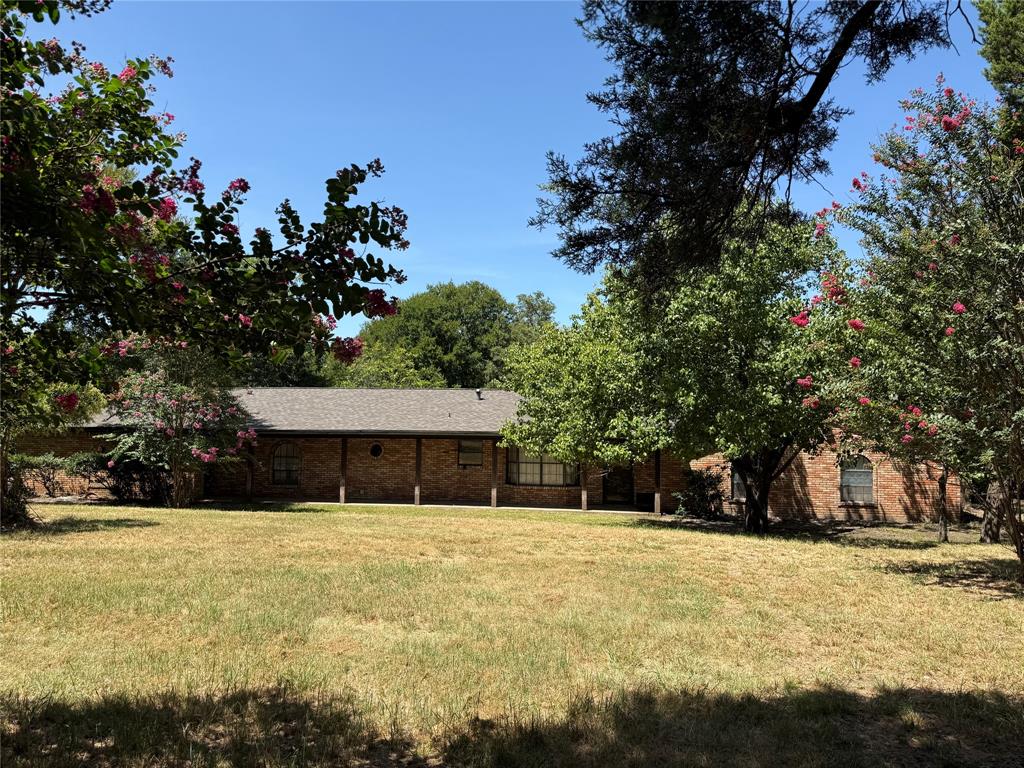 368 Tweedy Road