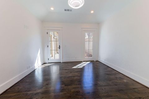 Tiny photo for 5230 Homer Street, Dallas, TX 75206 (MLS # 21195320)