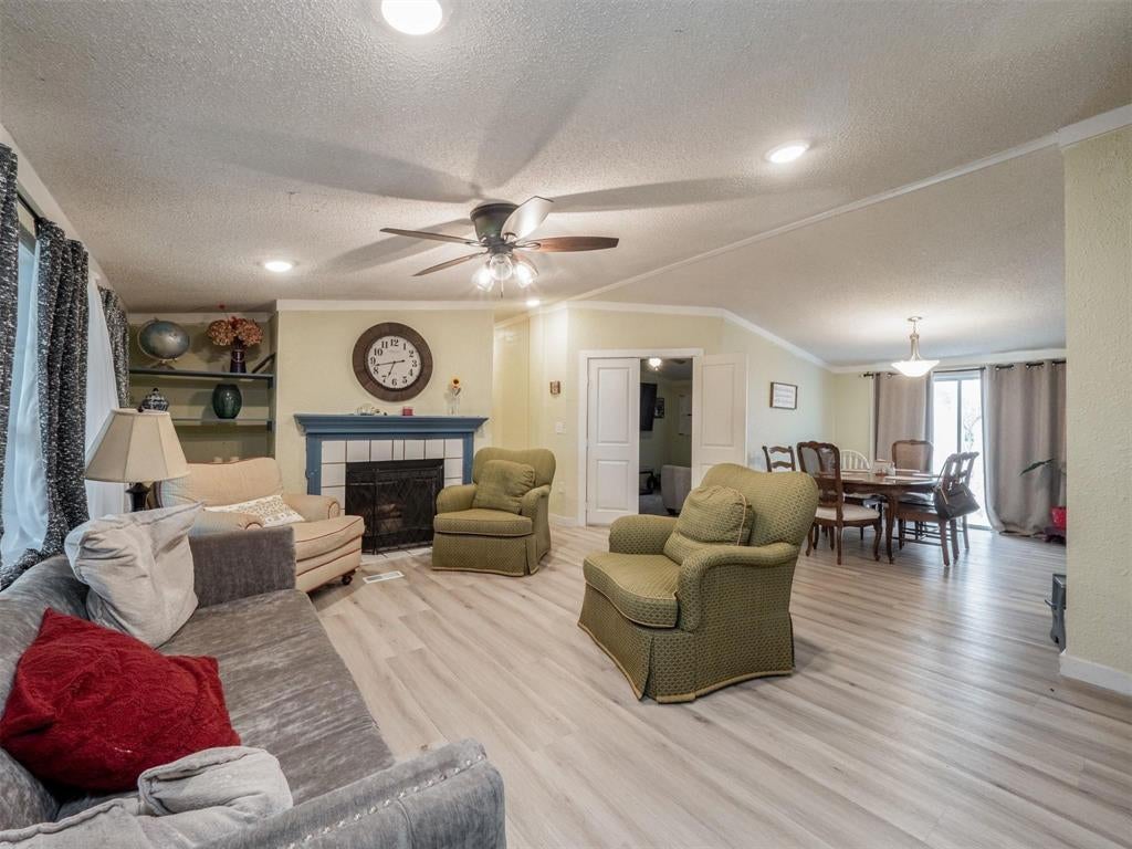 8591 W Ridge Drive - Photo 3