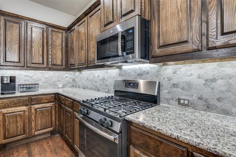 Tiny photo for 1710 Green Jasper Place, Arlington, TX 76005 (MLS # 21197041)