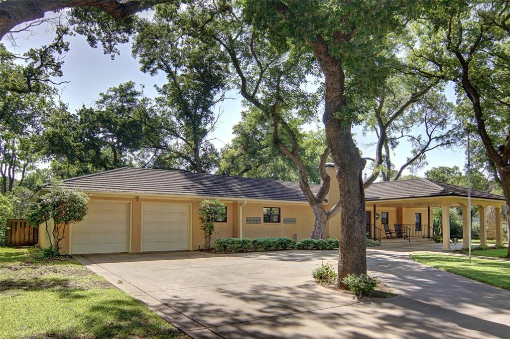825 Elm Street