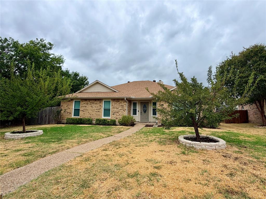 7102 Lyons Road