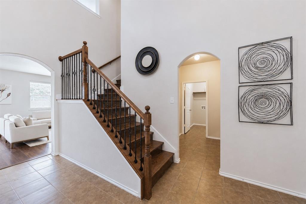 5049 Diamond Peak Court