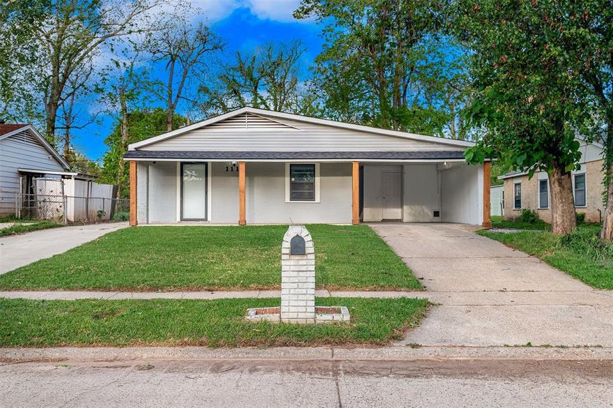 MOTIVATED SELLERS!!!
This beautifully updated 3-bedroom, 1-bath home is ready to impress! Featuring modern updates throughout, this property offers both comfort and functionality. In addition to the main living spaces, you'll find a versatile bonus room—perfect for a home office, playroom, or exercise room.

Outside, enjoy the convenience of a workshop and two separate driveways, providing ample parking and workspace options. Whether you're entertaining or tackling projects, this home has the flexibility you need.

Don’t miss your chance—this one won’t last long! Call today for more information.