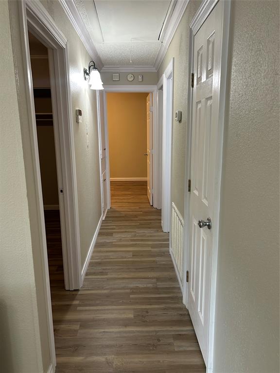 Swan Lake - Residential