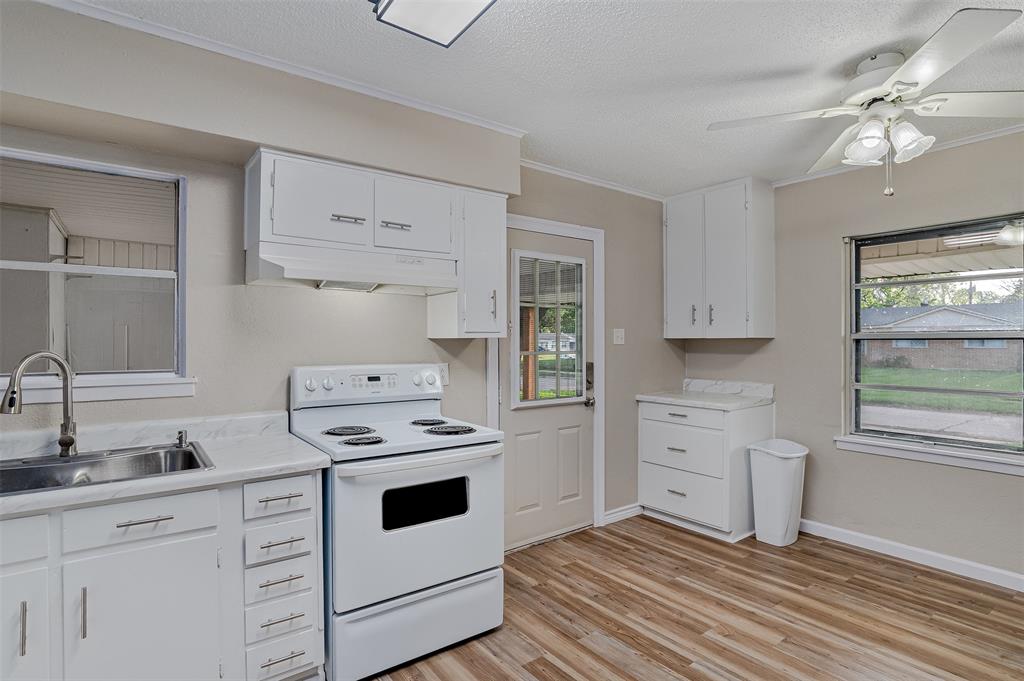 Swan Lake - Residential