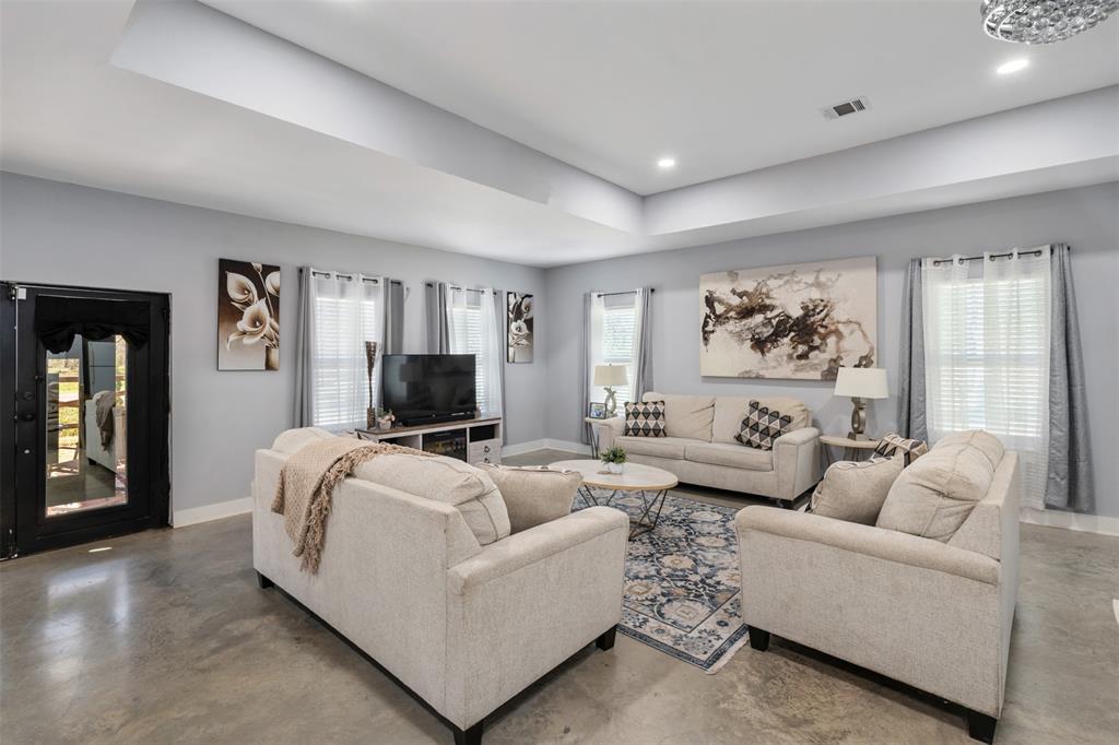 Point La Vista - Residential