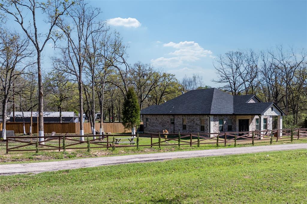 Point La Vista - Residential