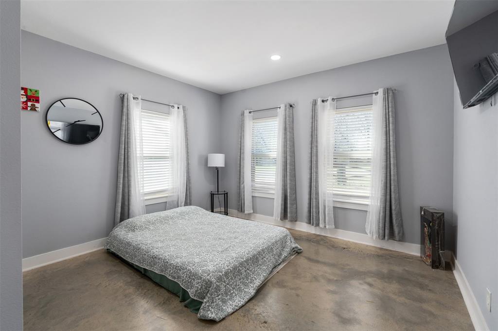 Point La Vista - Residential