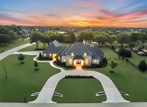 Photo of 1805 Sunset Pointe, Cross Roads, TX 76227 (MLS # 21233657)