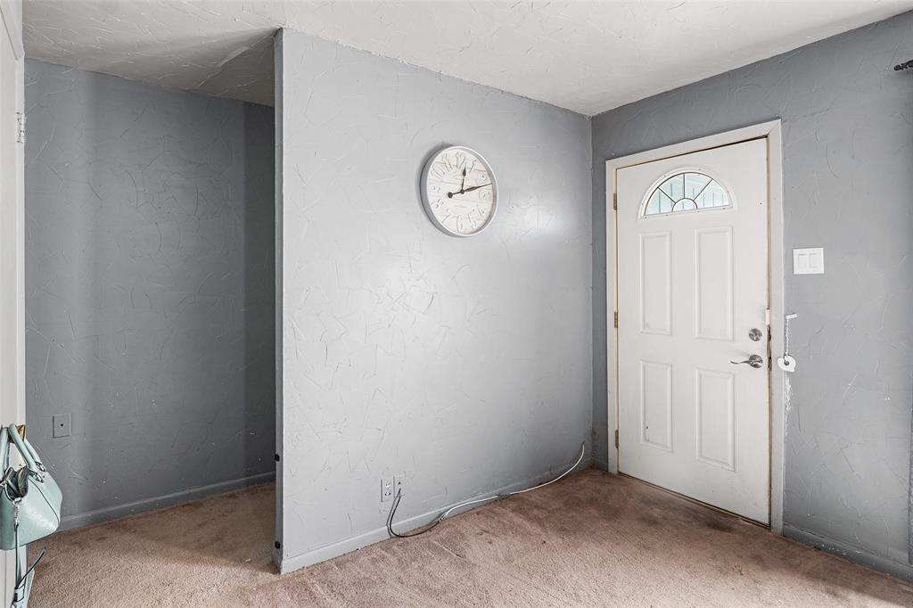 1129 Ridgeview Street