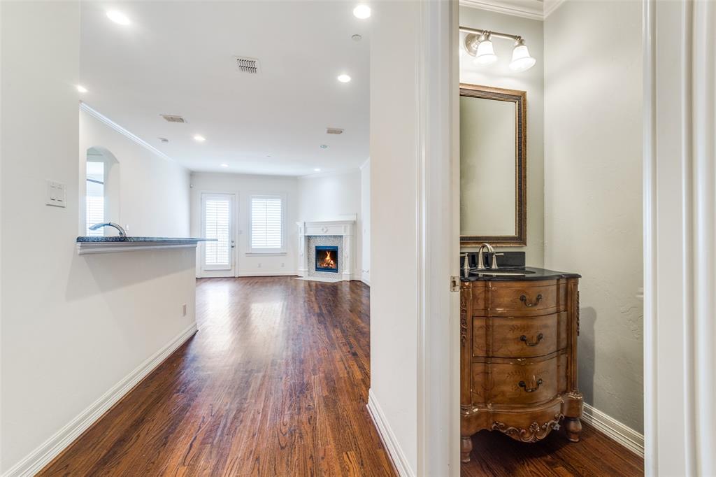 809 Snowshill Trail