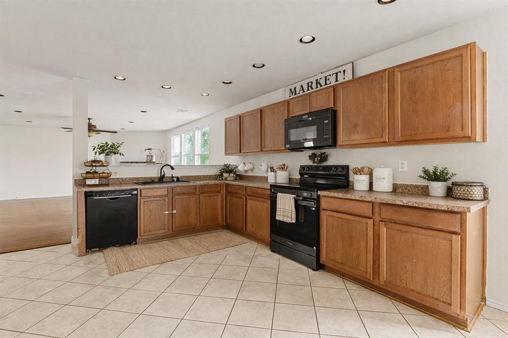 1416 Erin Drive