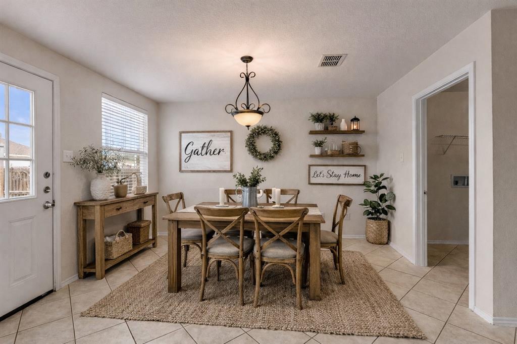 1416 Erin Drive