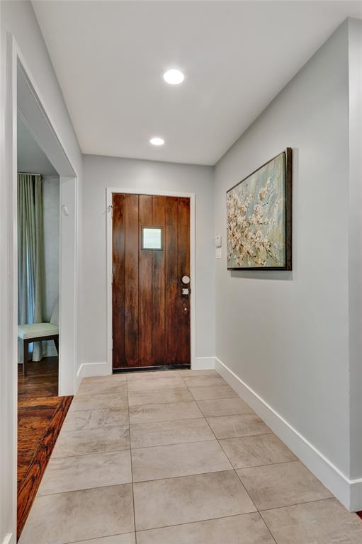6522 Willow Lane