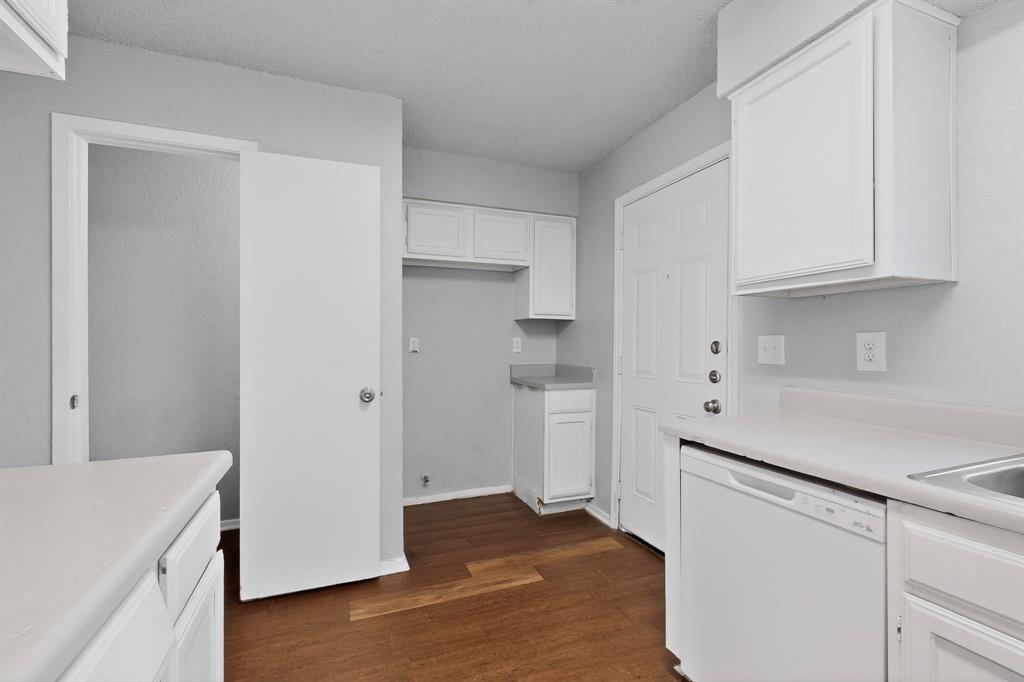 Village By The Creek - Residential