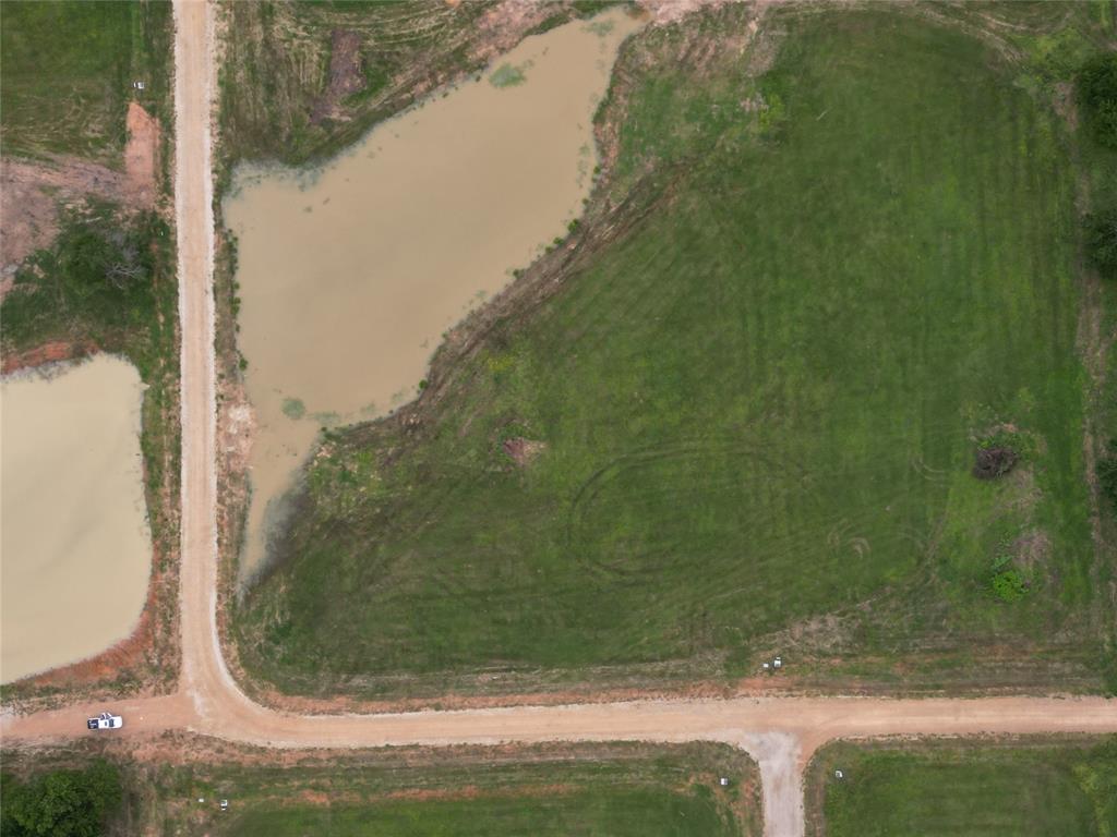 Post Oak Lakes - Land