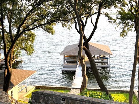 A home in Granbury