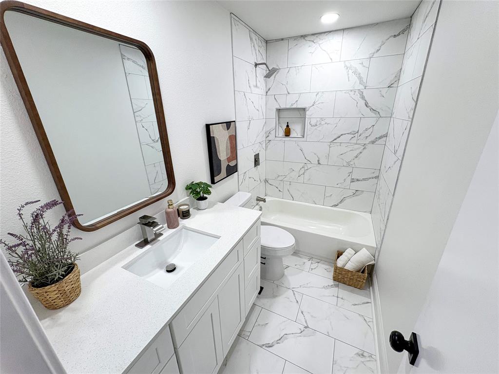 Town North Twnhs - Residential