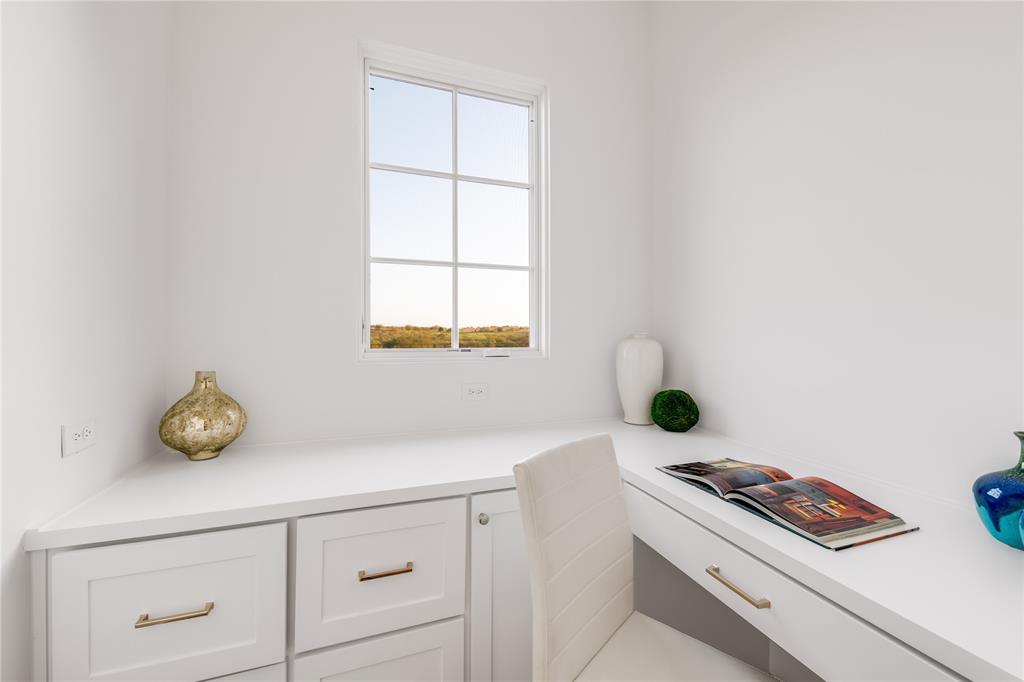 Montrachet - Residential