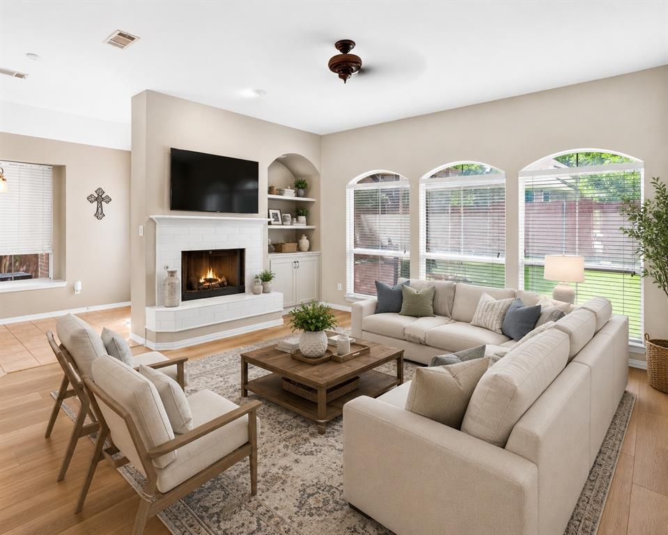 6005 Pin Oak Drive