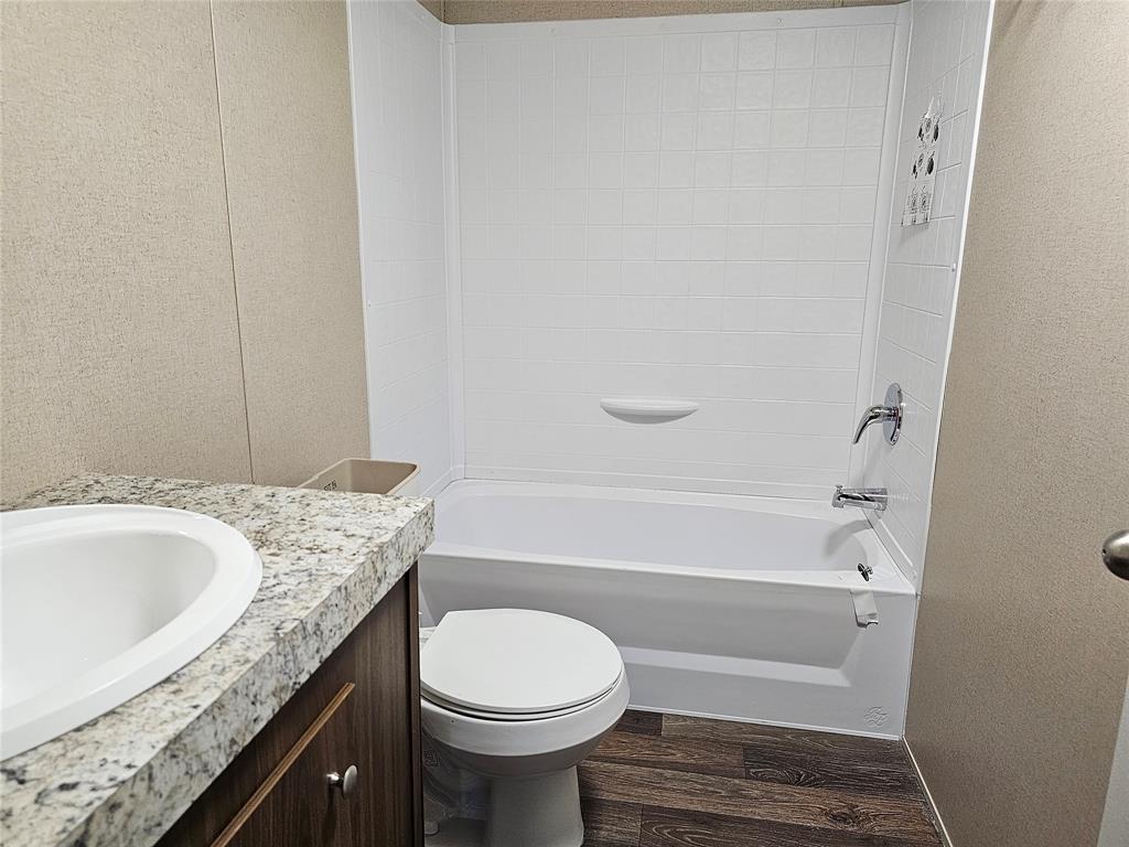 B0105- Barons Corner - Residential