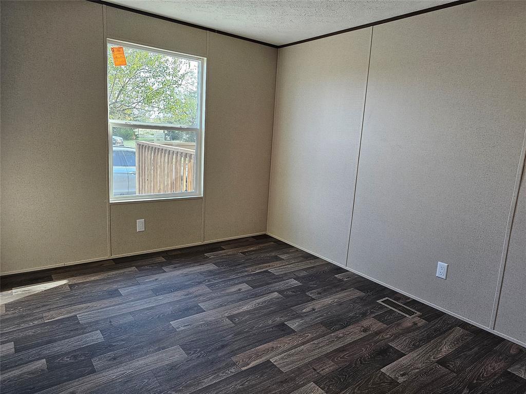 B0105- Barons Corner - Residential