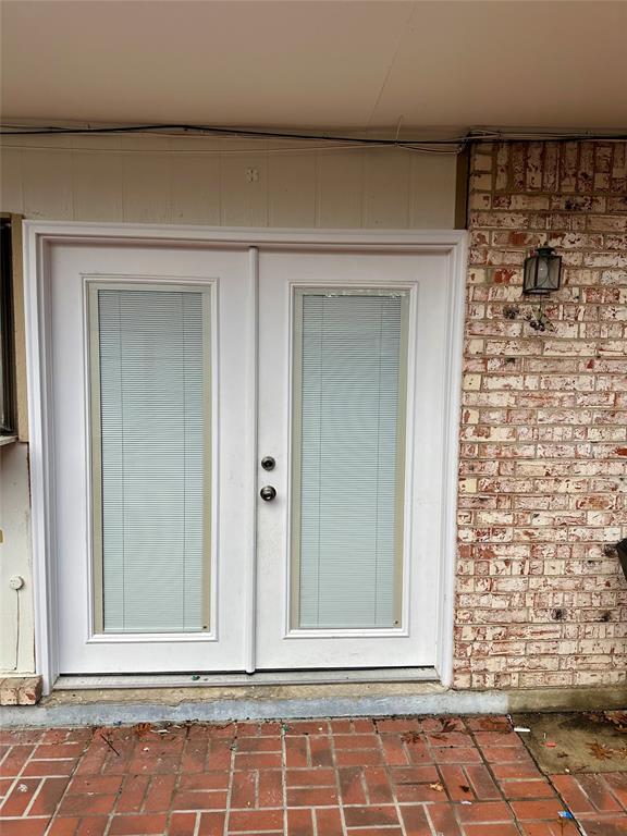 Arlington Downs Twnhs - Residential