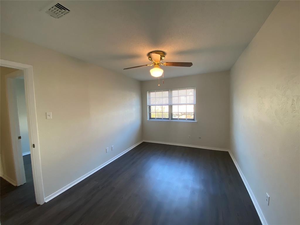 Arlington Downs Twnhs - Residential