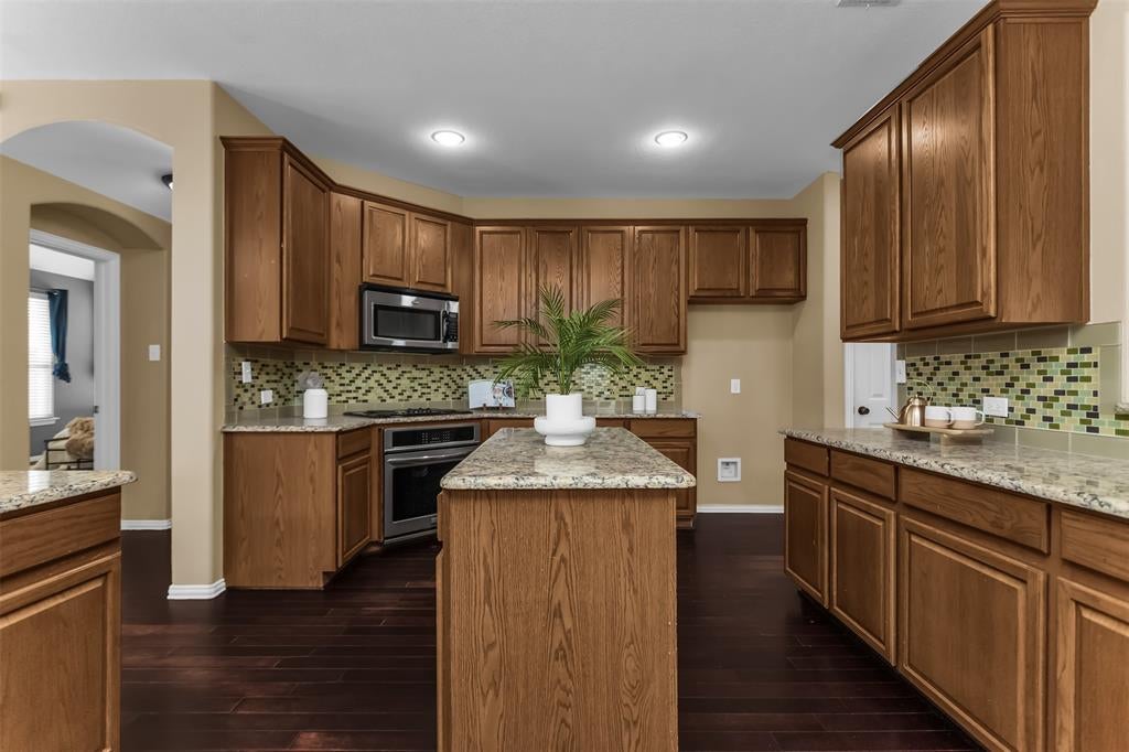 11701 Lampwick Lane
