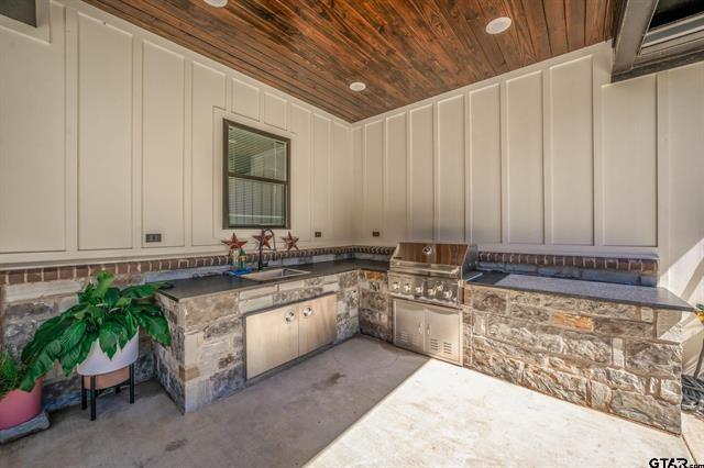 T QUEVADO - Residential