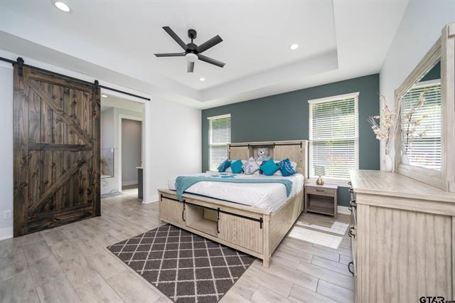 T QUEVADO - Residential