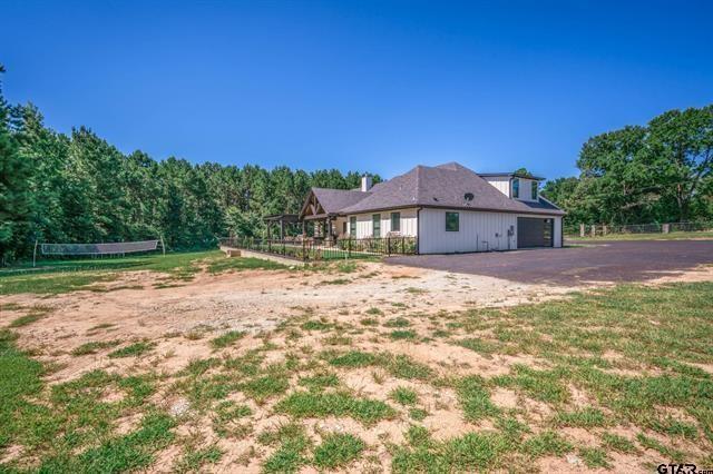 T QUEVADO - Residential