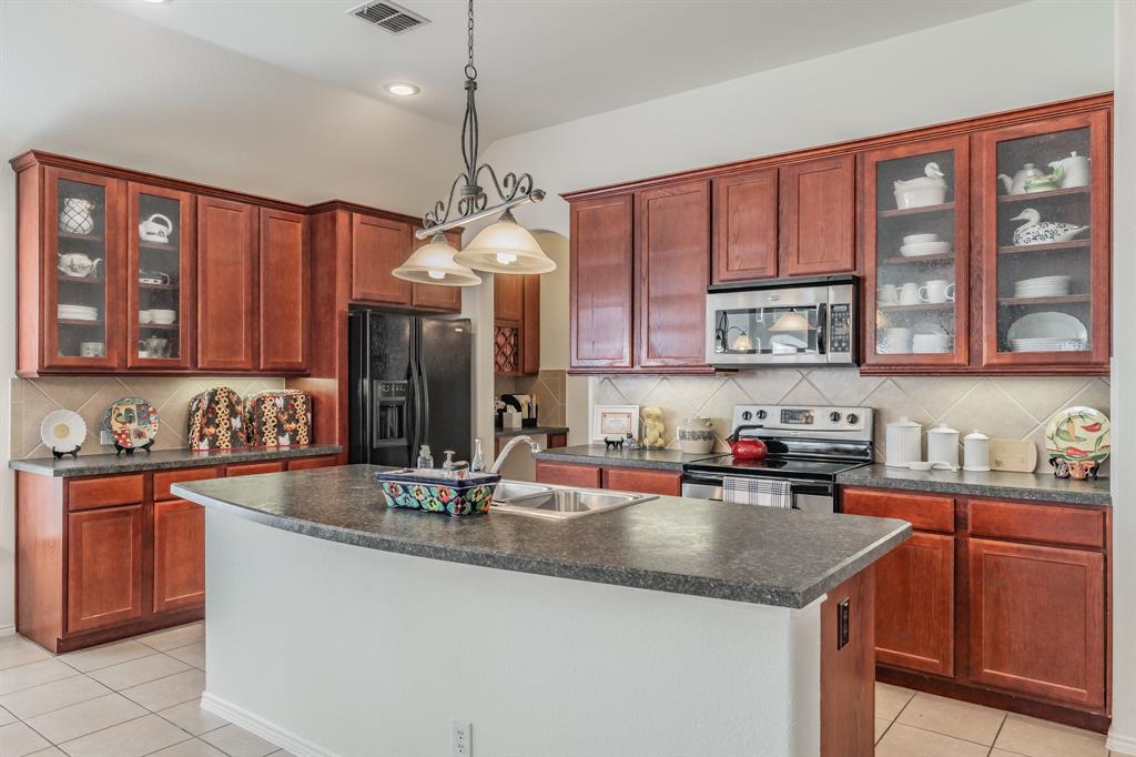 8100 Laurel Oak Drive