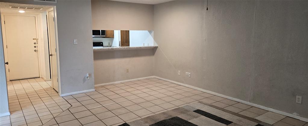 9601 Walnut Street 5104