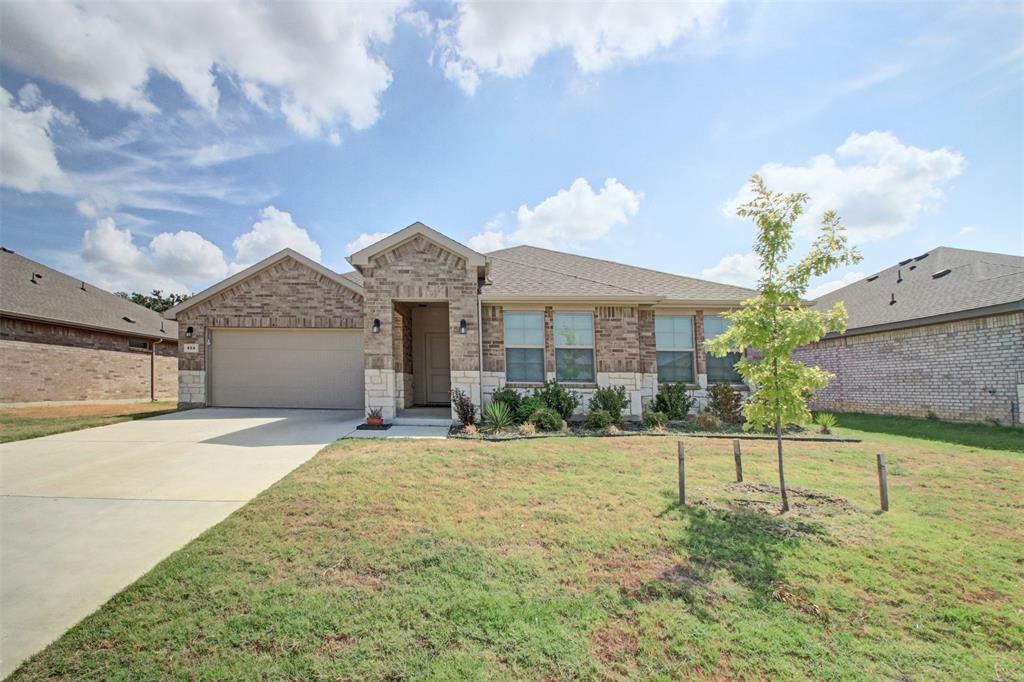859 Waterford Way
