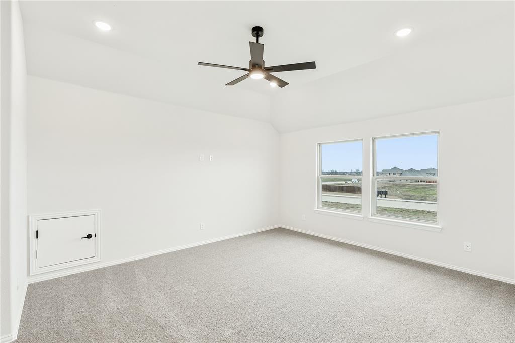 Stone River Glen 60s - Residential