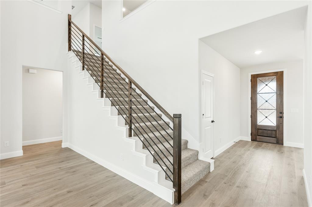 Stone River Glen 60s - Residential