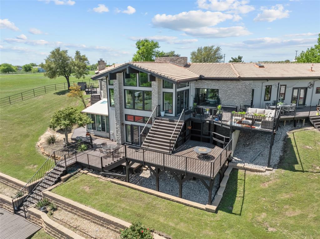 2208 Farmer Road