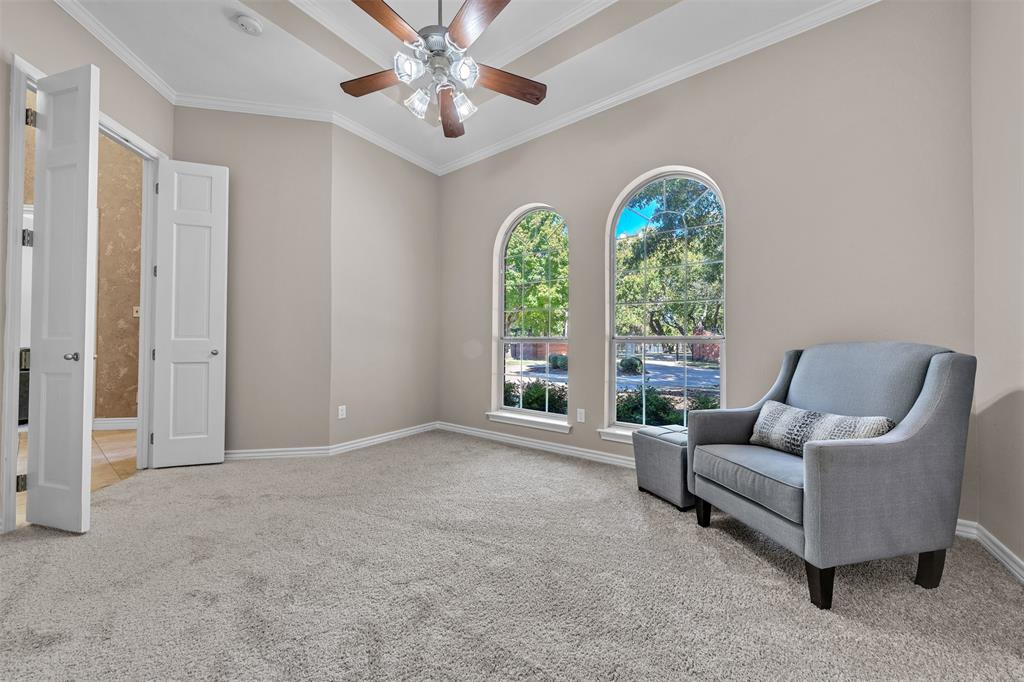 209 N Creekwood Drive