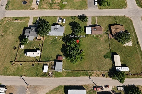Photo of 505 W 12th Street, Quanah, TX 79252 (MLS # 21384475)